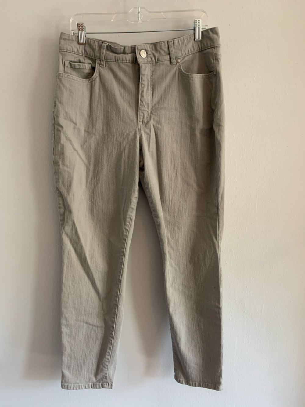GLORIA VANDERBILT Gray Slimming Jeans
